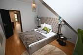 Schlafzimmer 1 - 