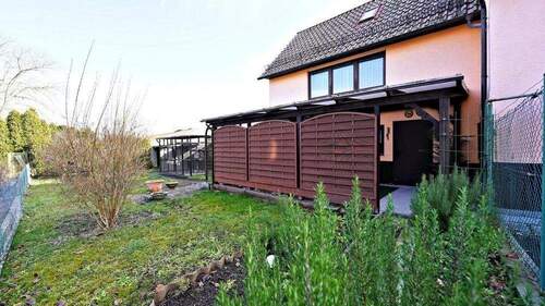 Blick in den Garten! - 