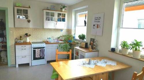 Küche - Gemütliche 2,5 ZIMMERWOHNUNG IN ZENTRALER LAGE - Große TERRASSE