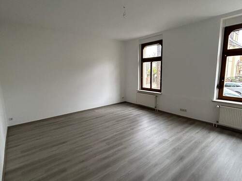 Zimmer 2 - 
