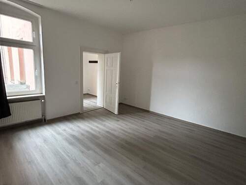 Zimmer 3 - 