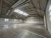Halle - Modernisierte Lagerhalle in Renchen zu vermieten
