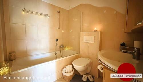 Bad mit Badewanne! - 