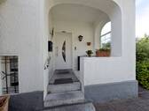 überdachter Zugang - 4 Zimmer Einfamilienhaus in Herzogenrath