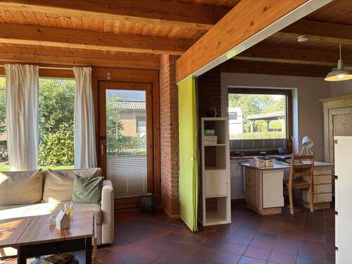 Blick in den Wohnbereich - 