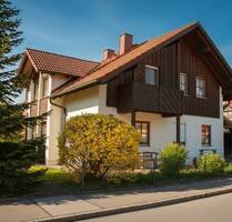 Wohlfühlhaus für Familien: großzügig wohnen mit Garten in Emmerting