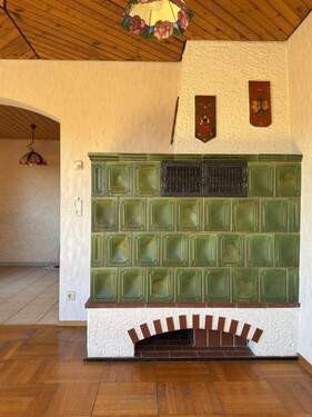 EG_Wohnzimmer Detail Kachelofen - 