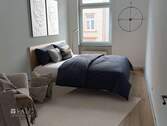 Schlafzimmer virt. möbliert - 2 Zimmer Etagenwohnung zum Kaufen in Frankfurt am Main