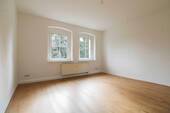 Wohnzimmer Ansicht 02 - 3 Zimmer Etagenwohnung in Döbeln