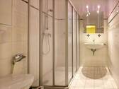 Badezimmer 1 - 2 Zimmer Etagenwohnung zur Miete in Leipzig