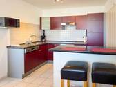 Küche mit Tresen - 2 Zimmer Etagenwohnung in Leipzig
