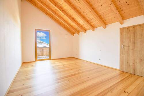 Schlafzimmer - 4 Zimmer Etagenwohnung zum Kaufen in Amerang