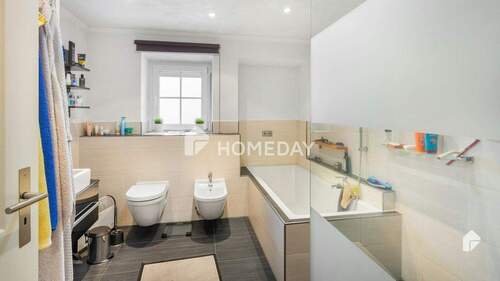 1. OG Badezimmer 2 - 