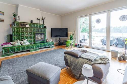 Wohnzimmer - EG - 6 Zimmer Einfamilienhaus in Nienhagen