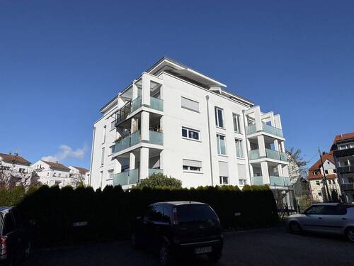 Südwestseite - Moderne, vermietete 2,5-Zimmer-Wohnung mit TG-Stellplatz zentral in Leutkirch!