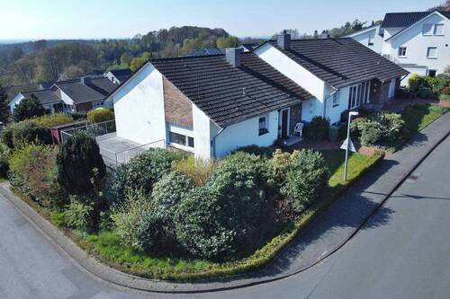 Straßenansicht - 4 Zimmer Doppelhaushälfte in Tecklenburg