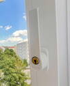 absperrb. Fenster im Kinderz. - 