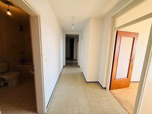 10 Flur - 