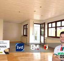 Charmante 3-Zimmer-Wohnung mit Wintergarten und Gartenanteil, ruhige Lage, TG-Stellplatz vorhanden - Untermeitingen