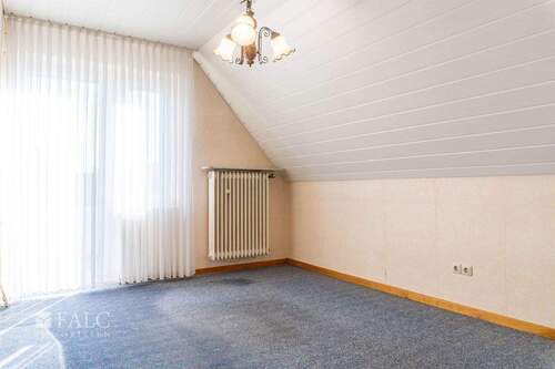 Kind 2 zur Straße - 