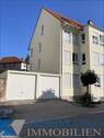 Garage - Etagenwohnung mit 100,00 m² in Mutterstadt zur Miete