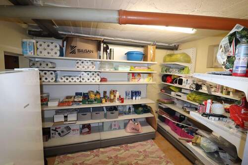 Keller Abstellraum 2.JPG - 