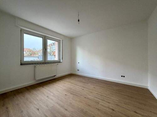 Elternschlafzimmer - Etagenwohnung mit 64,00 m&sup2; in Hanau zur Miete