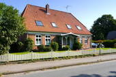 Haus.jpg - 7 Zimmer Mehrfamilienhaus, Wohnhaus zum Kaufen in Neuhaus