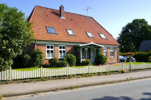 Haus.jpg - 7 Zimmer Mehrfamilienhaus, Wohnhaus zum Kaufen in Neuhaus