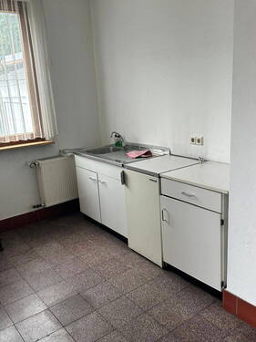 Bild 1 - Lagerflächen mit variablem Flächenangebot in zentraler Lage in Offenburg ab sofort zu vermieten