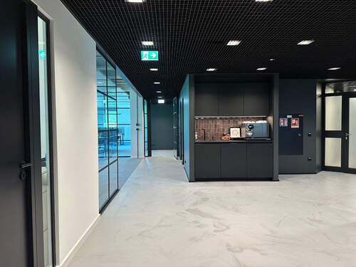 Küche - Büro in Frankfurt am Main zur Miete