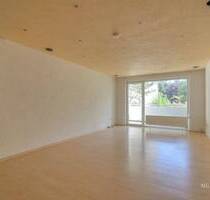 MG - 4-Zimmer-Wohnung in Landstuhl-Atzel - 2 Balkone und Parkplatz