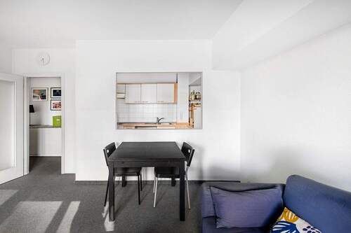 Essbereich mit Blick zur Küche - 3 Zimmer Etagenwohnung zum Kaufen in Berlin