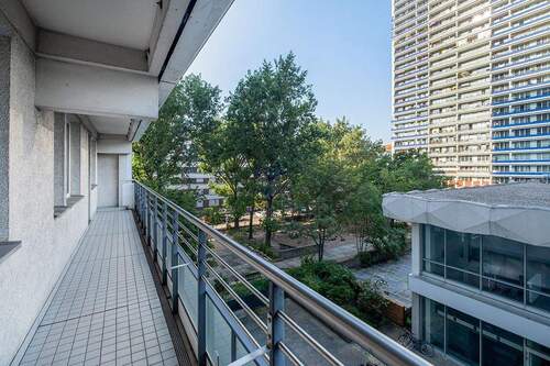 Loggia mit Südwestausrichtung - 