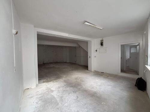 Lagerfläche EG - Halle zur Miete in Wiesbaden