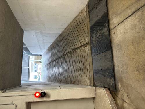 Ein- und Ausfahrt - Garage, Stellplatz in München zum Kaufen