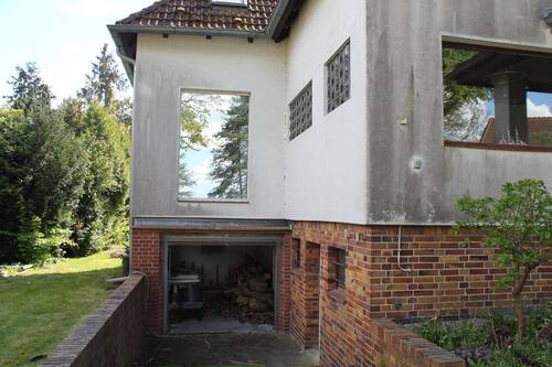 Garage - 