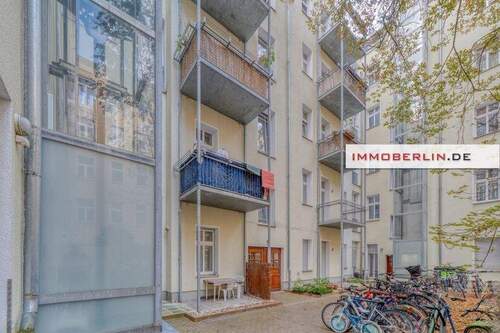 1.jpg - 2 Zimmer Etagenwohnung zum Kaufen in Berlin