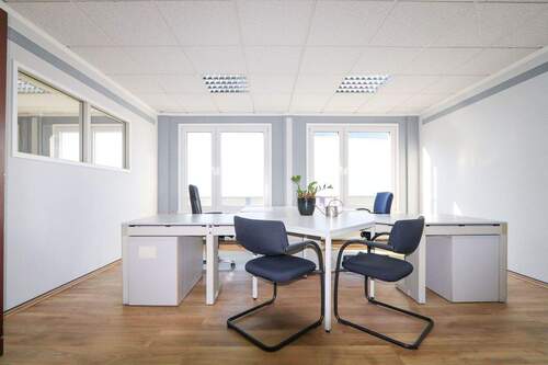 Büroraum 1 - 4 Zimmer Büro in Dresden