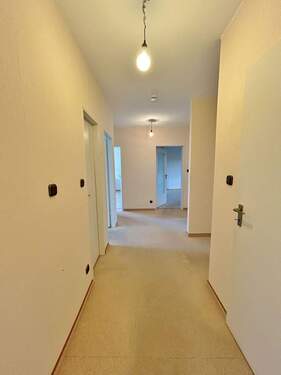 Flur - 3 Zimmer Etagenwohnung in Stuhr