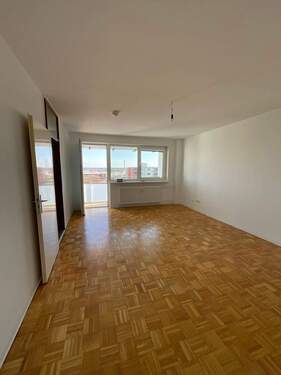 Wohnzimmer - MT an CS 13.4 zum 1.5 2 Zimmer wohnung in der Talstraße Dietzenbach