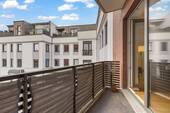 Westbalkon in den Innenhof - 