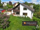 Idyllischer Garten mit Terrasse und Außenkamin - Einfamilienhaus zum Kaufen in Amberg