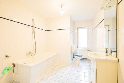 Badezimmer Whg. OG DS 31 - 