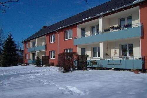 Objektansicht im Winter - 3 Zimmer Etagenwohnung zur Miete in Bredstedt