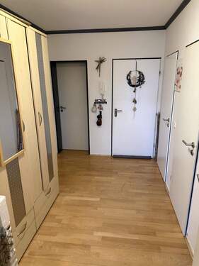 Flur - 3 Zimmer Etagenwohnung zum Kaufen in Borken