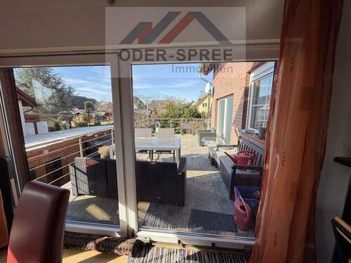 Blick auf die Terrasse - 