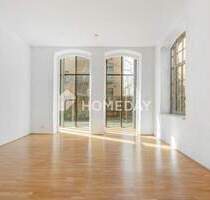 Stilvolle Loftwohnung im sanierten Denkmal - mit Wintergarten und Stellplatz in Altlindenau - Leipzig