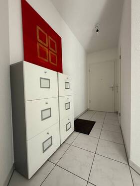 Flur mit Gäste WC - 