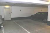 großzügiger TG-Platz - 